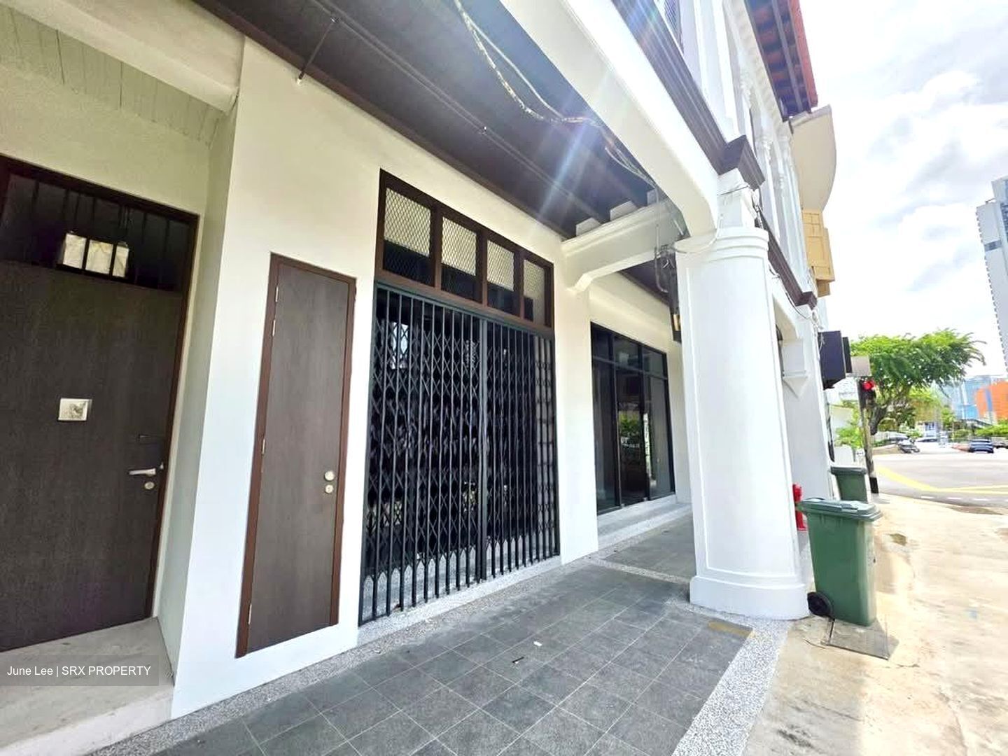 Serangoon Road (D8), Office #594019361